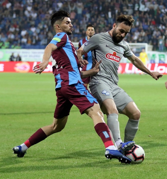 Çaykur Rizespor - Trabzonspor Maçı Fotoğrafları 48