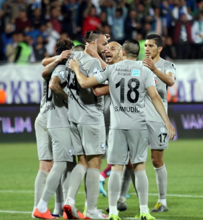 Çaykur Rizespor - Trabzonspor Maçı Fotoğrafları 49