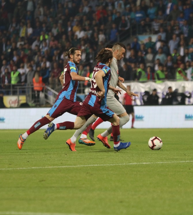 Çaykur Rizespor - Trabzonspor Maçı Fotoğrafları 64