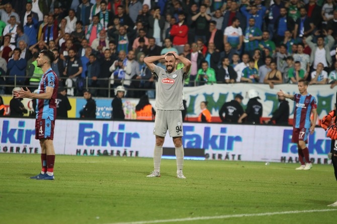 Çaykur Rizespor - Trabzonspor Maçı Fotoğrafları 71