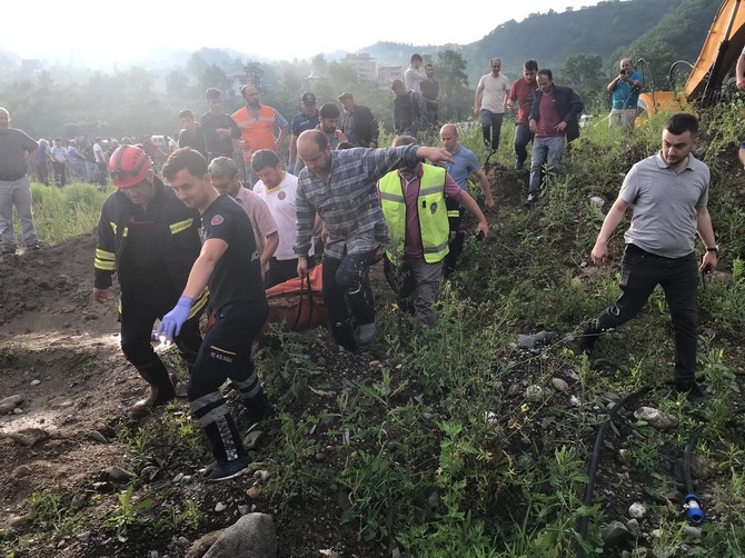 Trabzon'da HES borusu patladı 2 ölü, 2 kayıp 38
