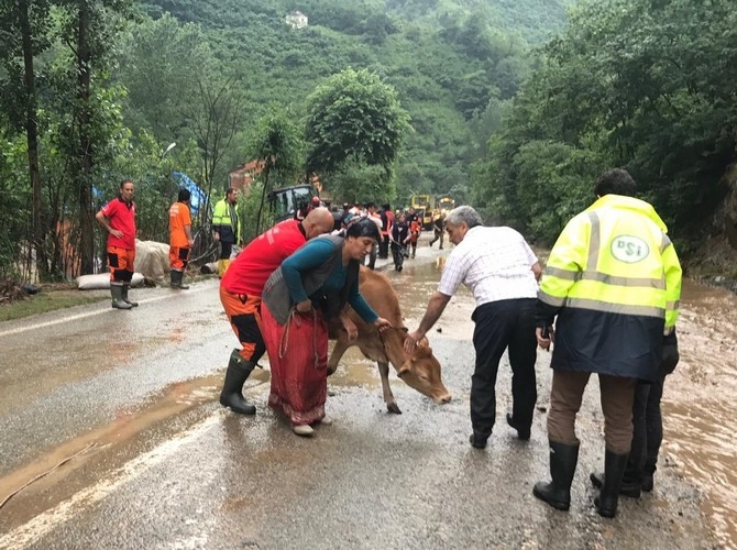 Trabzon'da HES borusu patladı 2 ölü, 2 kayıp 6