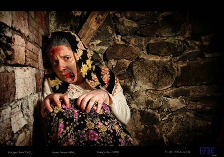 'Kadına Şiddetin Derin 100'ü' Fotoğraf Sergisi 15