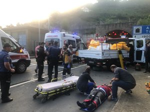 Tünel girişinde kaza: 1 ölü, 5 yaralı