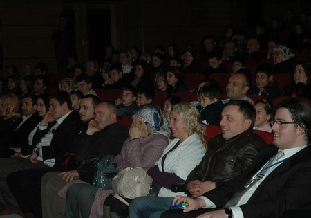 Bütün Gözler Onların Üzerindeydi! 10