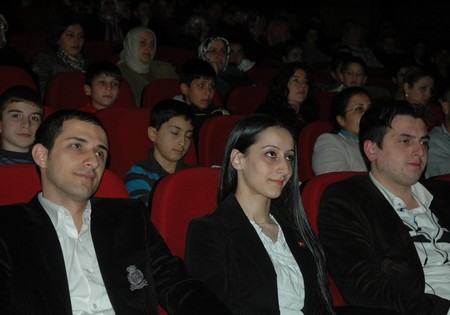 Bütün Gözler Onların Üzerindeydi! 5