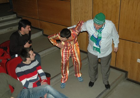 Bütün Gözler Onların Üzerindeydi! 51