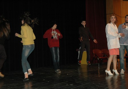 Bütün Gözler Onların Üzerindeydi! 64