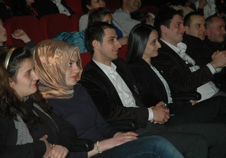 Bütün Gözler Onların Üzerindeydi! 73