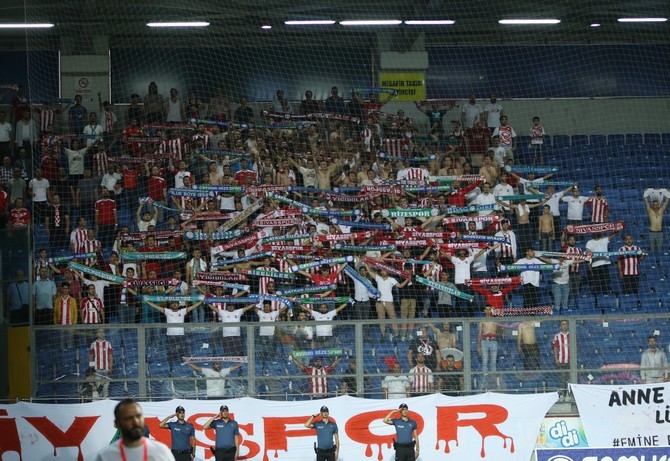 Çaykur Rizespor-DG Sivasspor Maçı Fotoğrafları 39