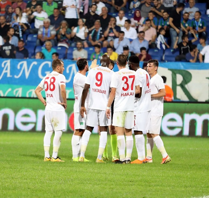 Çaykur Rizespor-DG Sivasspor Maçı Fotoğrafları 82