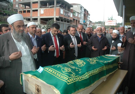Hafız Hasan Uzun Hocaefendi Hakk'a Yürüdü 98