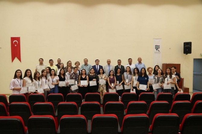 RTEÜ'de Stajını Tamamlayan Gürcü Öğrencilere Sertifika Töreni Yapıl 17