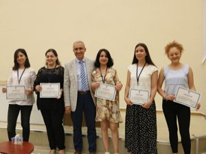 RTEÜ'de Stajını Tamamlayan Gürcü Öğrencilere Sertifika Töreni Yapıl
