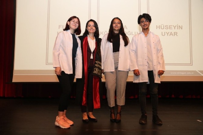 RTEÜ Tıp Fakültesi Açılış Dersi ve Önlük Giyme Töreni Gerçekleştirildi 17