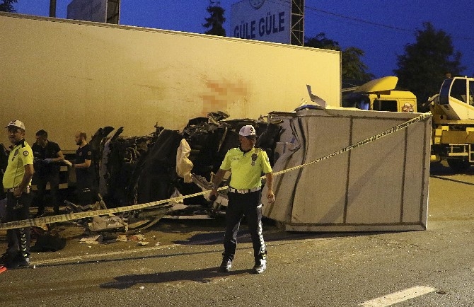 Rize'de Trafik Kazası 1 Ölü, 1 Yaralı 15
