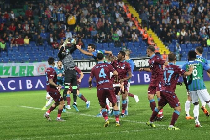 Çaykur Rizespor- Trabzonspor Maçı Fotoğrafları 17
