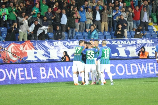 Çaykur Rizespor- Trabzonspor Maçı Fotoğrafları 23