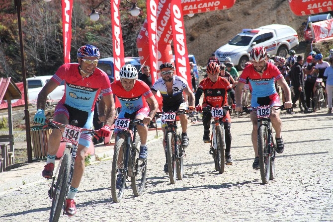 Güneysu Uluslararası MTB Dağ Bisikleti yarışları yapıldı 1