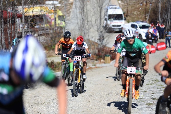 Güneysu Uluslararası MTB Dağ Bisikleti yarışları yapıldı 16