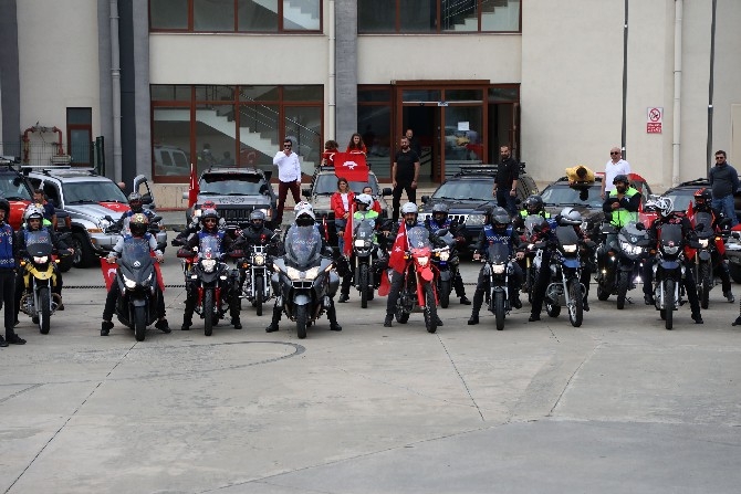 Rize'de Motosiklet ve Off-Road Araçlarıyla "Cumhuriyet Bayramı 1