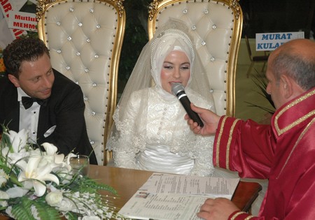 Avcı'nın Nikah Şahidi Bakan Yazıcı 17