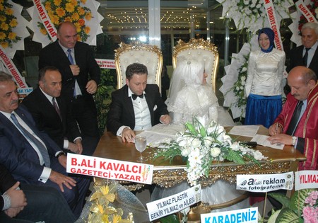 Avcı'nın Nikah Şahidi Bakan Yazıcı 32