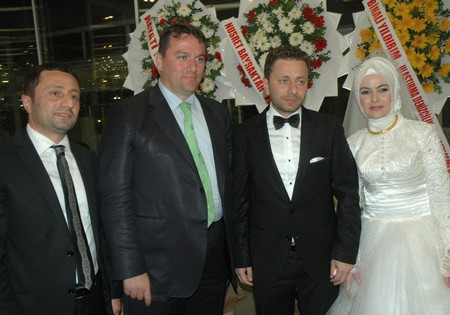 Avcı'nın Nikah Şahidi Bakan Yazıcı 72