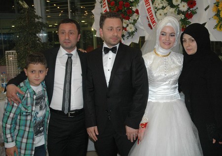 Avcı'nın Nikah Şahidi Bakan Yazıcı 79