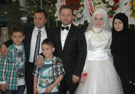 Avcı'nın Nikah Şahidi Bakan Yazıcı 80