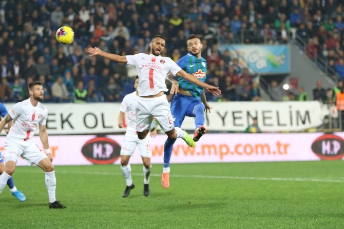Çaykur Rizespor-Antalyaspor Maçı Fotoğrafları 15