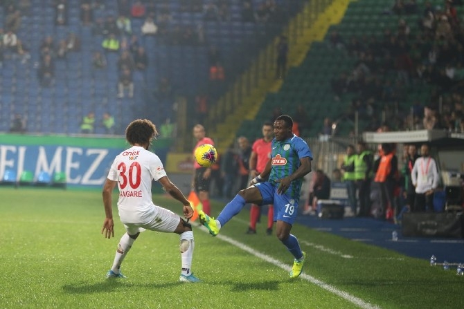 Çaykur Rizespor-Antalyaspor Maçı Fotoğrafları 16