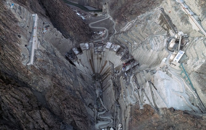 Türkiye'nin en yüksek baraj inşaatına "kadın eli" 2