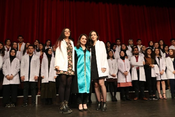 RTEÜ Diş Hekimliği Fakültesi Öğrencileri Önlüklerini Giydi 10