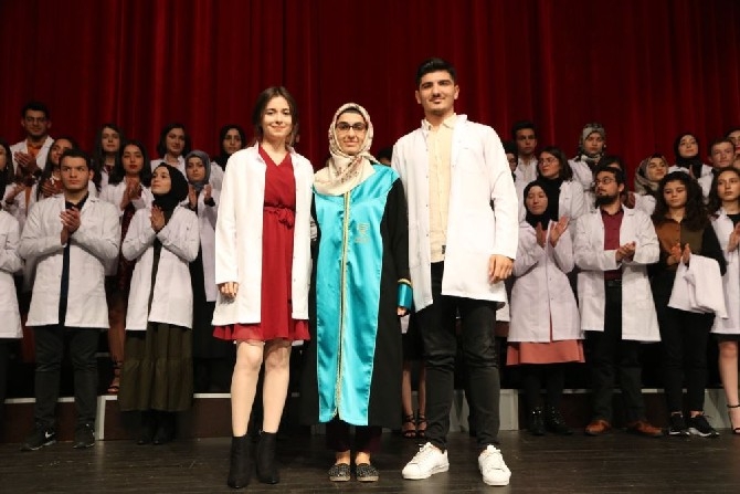 RTEÜ Diş Hekimliği Fakültesi Öğrencileri Önlüklerini Giydi 11