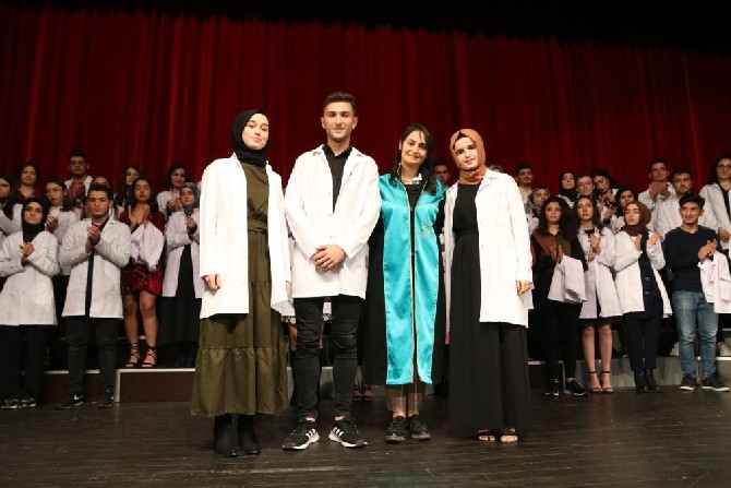 RTEÜ Diş Hekimliği Fakültesi Öğrencileri Önlüklerini Giydi 15