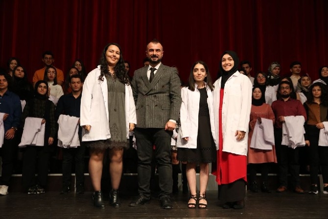 RTEÜ Diş Hekimliği Fakültesi Öğrencileri Önlüklerini Giydi 22