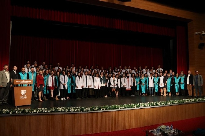 RTEÜ Diş Hekimliği Fakültesi Öğrencileri Önlüklerini Giydi 5