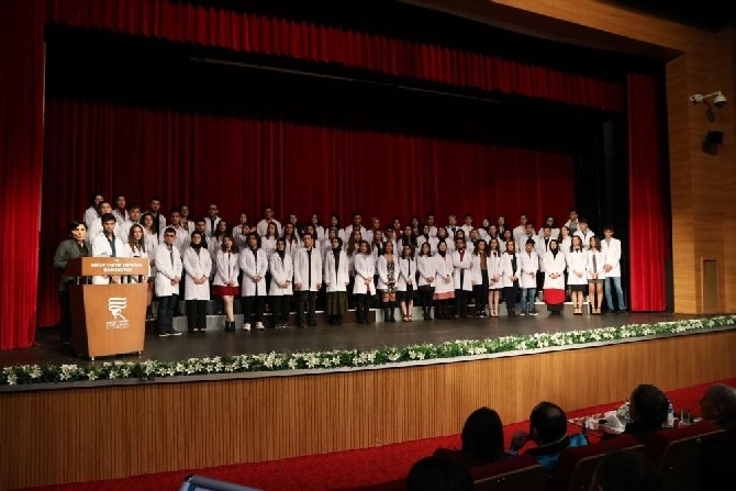 RTEÜ Diş Hekimliği Fakültesi Öğrencileri Önlüklerini Giydi 6