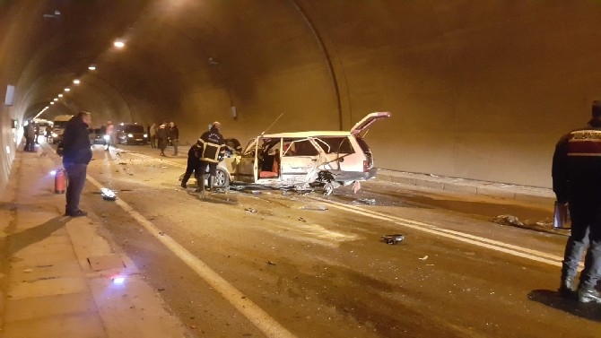 Artvin'de tünelde zincirleme trafik kazası: 4 yaralı 8