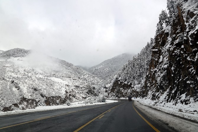 Zigana Dağı'nda kar kalınlığı 15 santimetreyi geçti 13