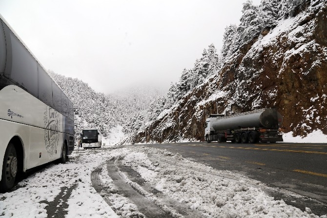 Zigana Dağı'nda kar kalınlığı 15 santimetreyi geçti 20
