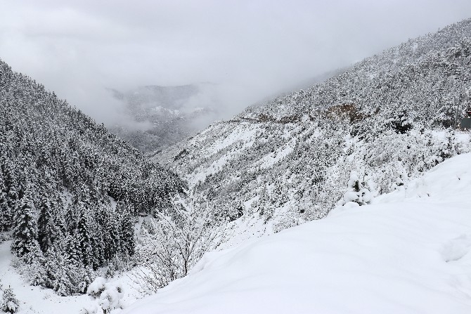 Zigana Dağı'nda kar kalınlığı 15 santimetreyi geçti 7