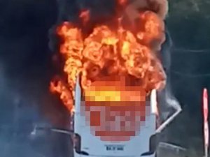 Rize’de yolcu otobüsü alev alev yandı