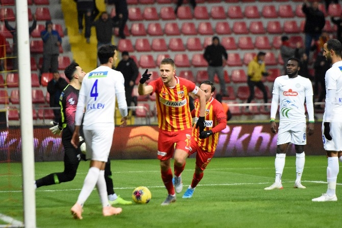 İstikbal Mobilya Kayserispor ile Çaykur Rizespor Maçı 15