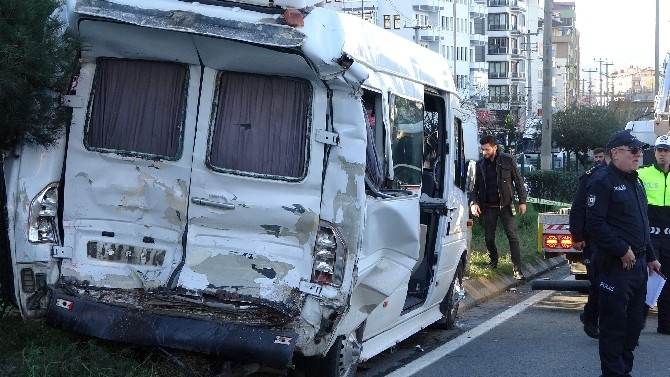 Trabzon’da feci kaza: 2 ölü, 20 yaralı 12