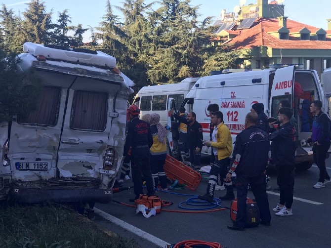 Trabzon’da feci kaza: 2 ölü, 20 yaralı 33