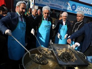 Rize'de Hamsi Festivali Düzenlendi
