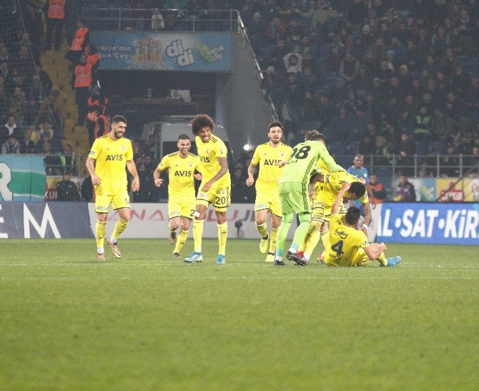 Çaykur Rizespor - Fenerbahçe Maçı Fotoğrafları 116