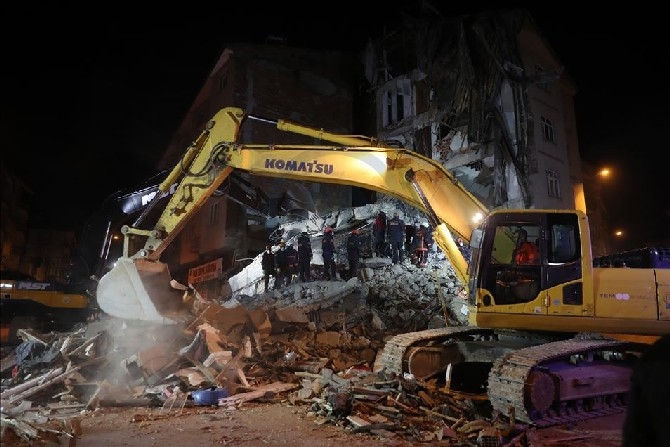 Elazığ’da 6.8 Büyüklüğünde Deprem 45